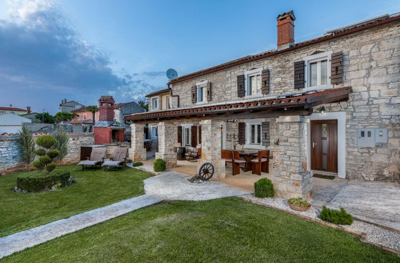 Holiday Home Ana Канфанар Екстер'єр фото
